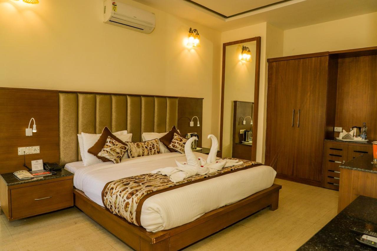 Excel Hotels And Resorts Bhīm Tāl エクステリア 写真