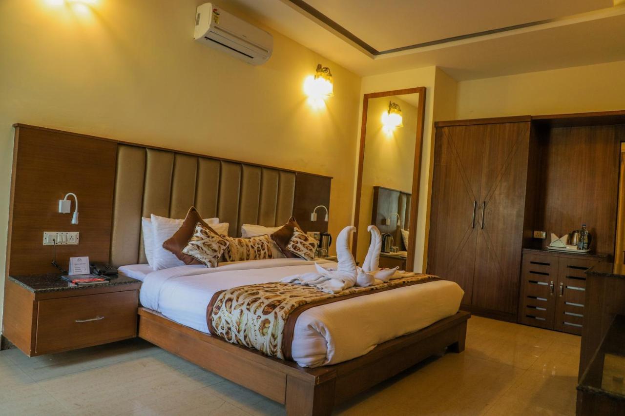 Excel Hotels And Resorts Bhīm Tāl エクステリア 写真