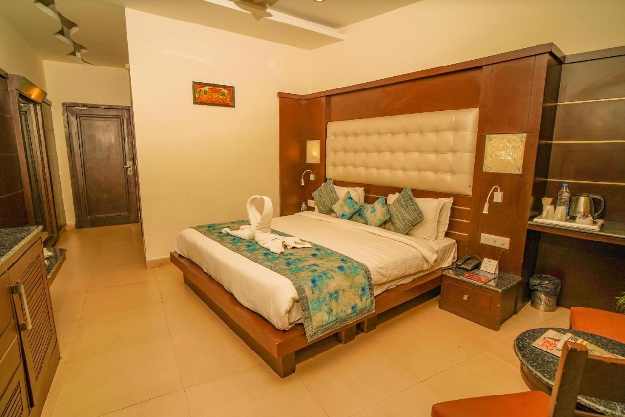 Excel Hotels And Resorts Bhīm Tāl エクステリア 写真