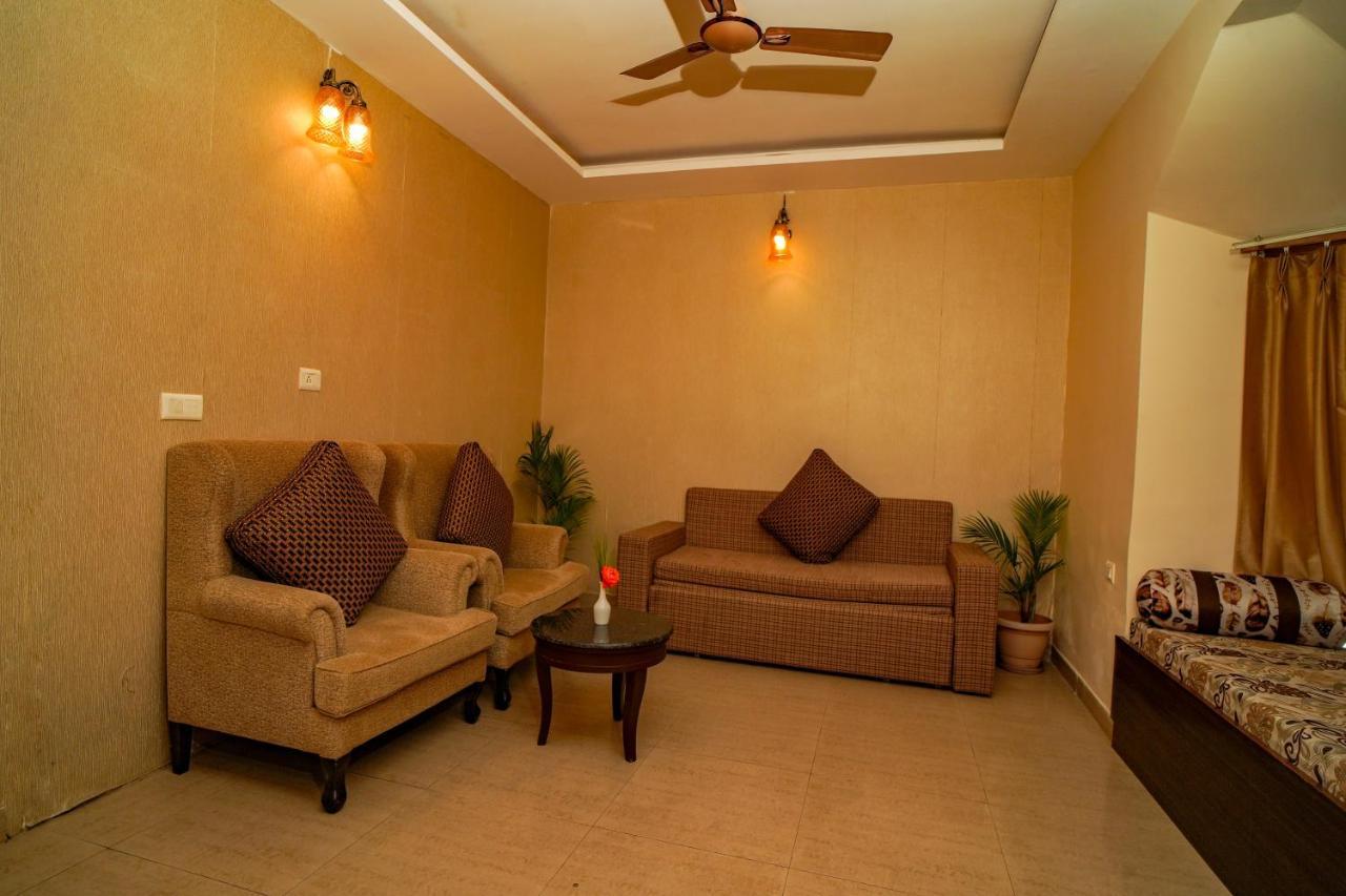 Excel Hotels And Resorts Bhīm Tāl エクステリア 写真