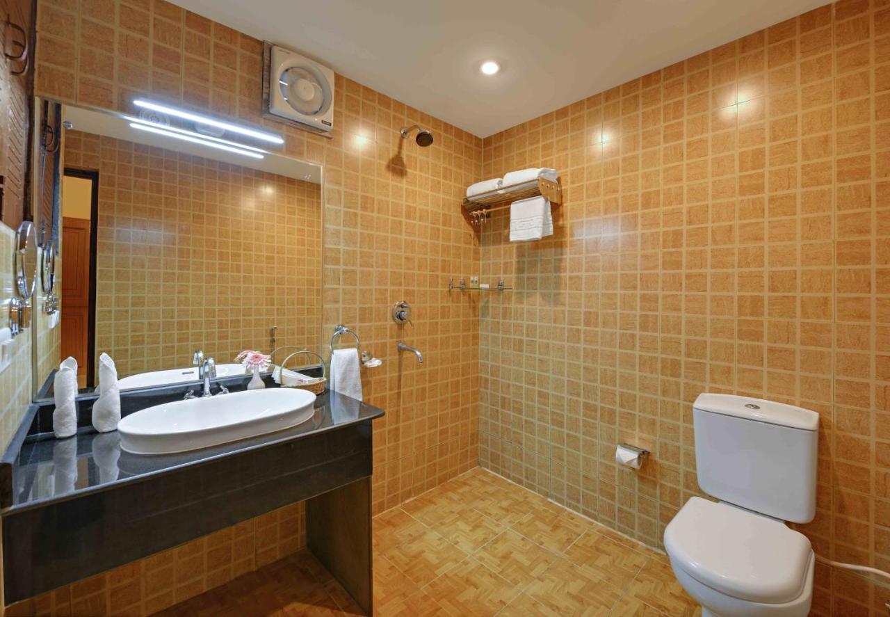 Excel Hotels And Resorts Bhīm Tāl エクステリア 写真